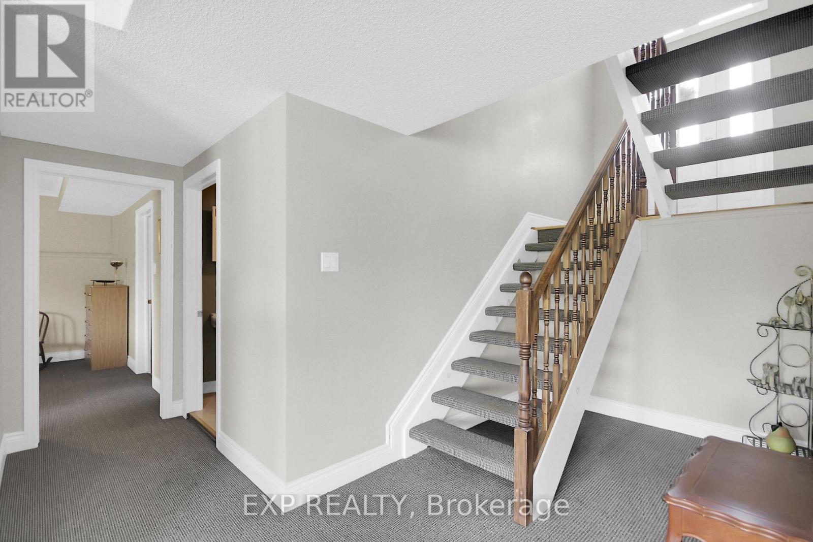372 Stonehome Crescent, Mississippi Mills, Ontario  K0A 1A0 - Photo 35 - X12354644