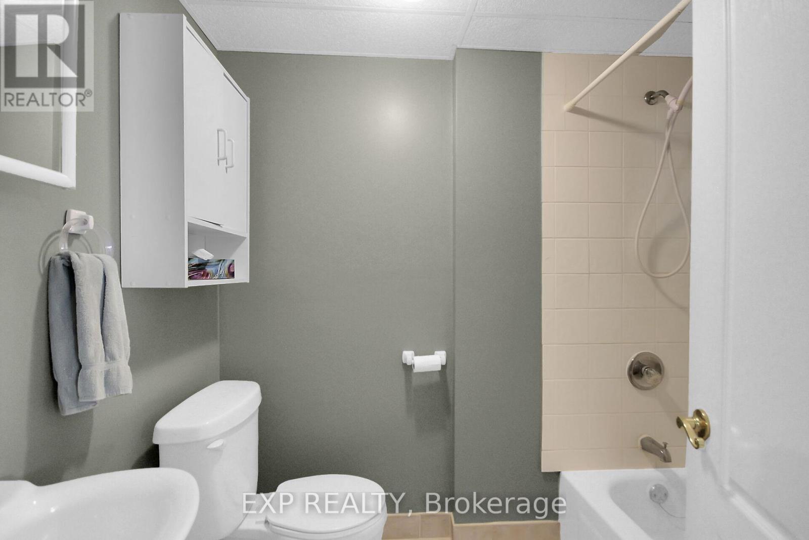 372 Stonehome Crescent, Mississippi Mills, Ontario  K0A 1A0 - Photo 39 - X12354644