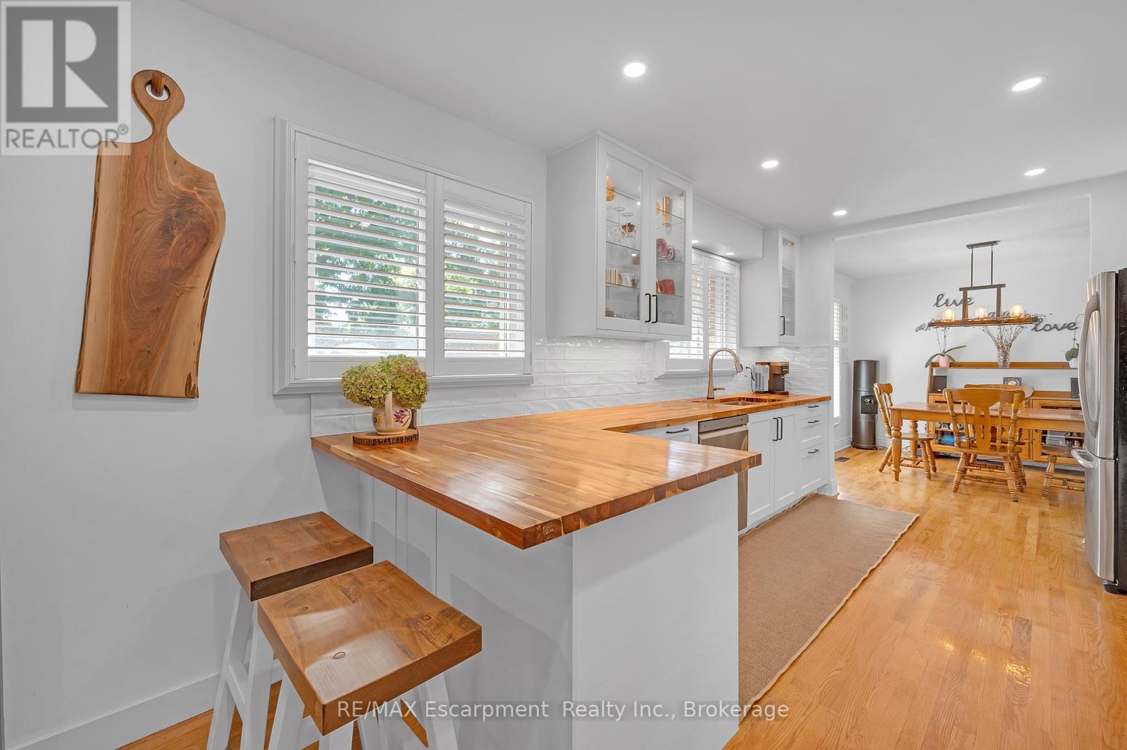 2482 Waterford Street, Oakville, Ontario  L6L 5E6 - Photo 12 - W12354652