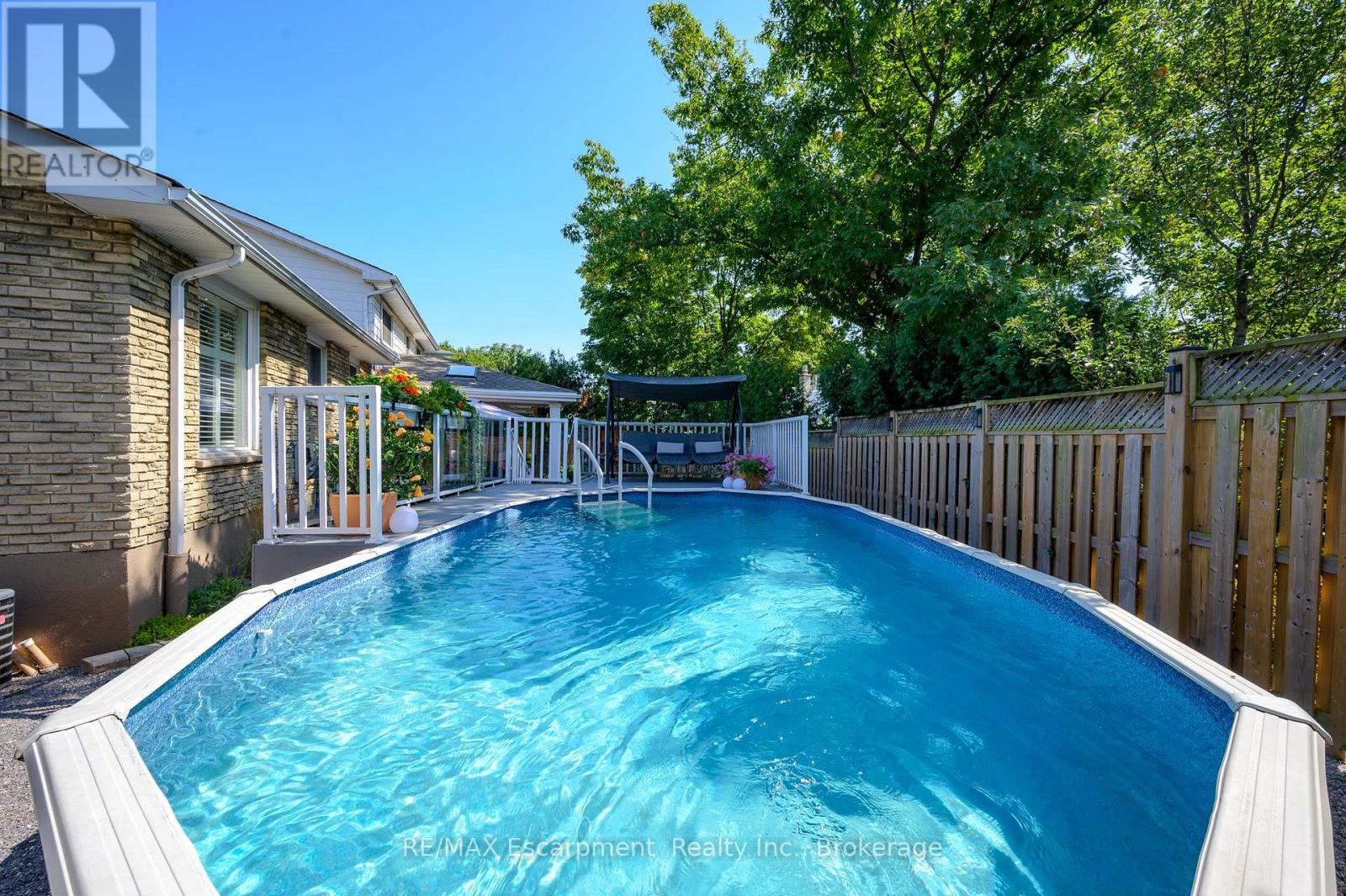 2482 Waterford Street, Oakville, Ontario  L6L 5E6 - Photo 37 - W12354652