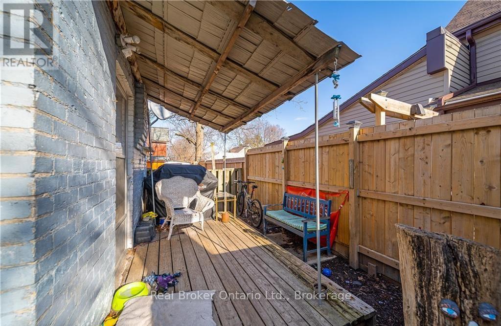 473 Colborne Street, Brantford, Ontario  N3S 3N9 - Photo 14 - X12354654