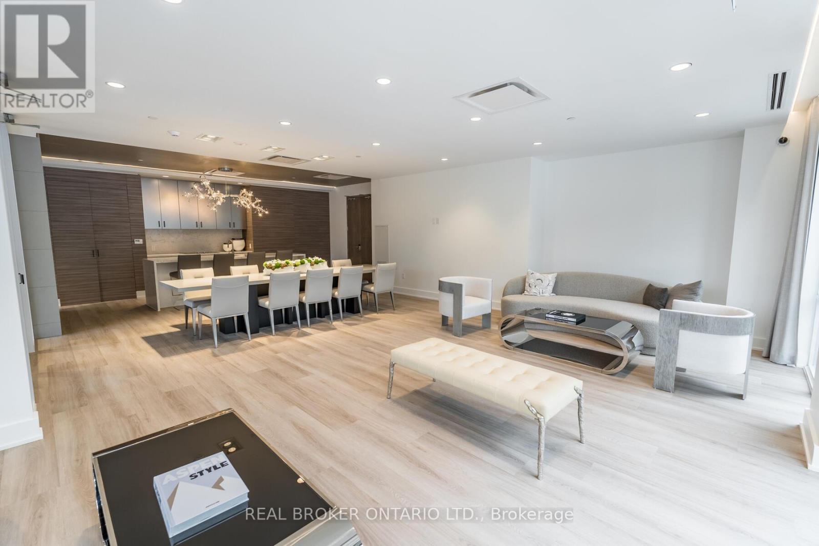 209 - 42 Mill Street, Halton Hills, Ontario  L7G 0P9 - Photo 40 - W12099323