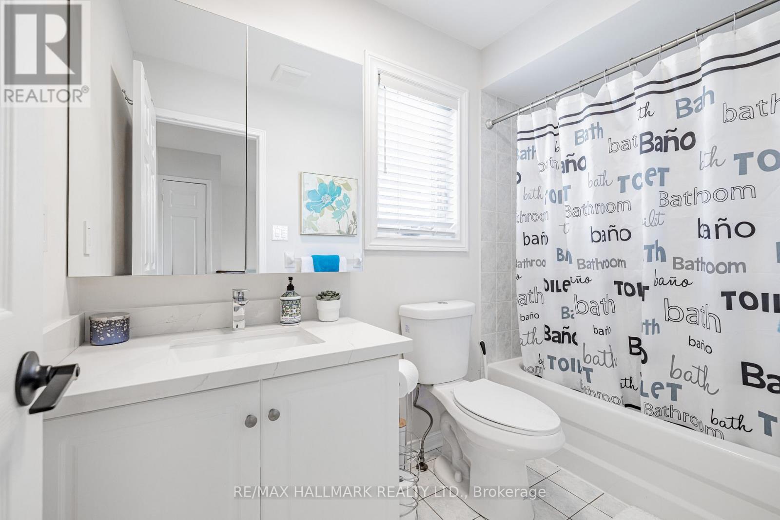 2 Michelle Drive, Vaughan, Ontario  L4L 9B8 - Photo 25 - N12354565