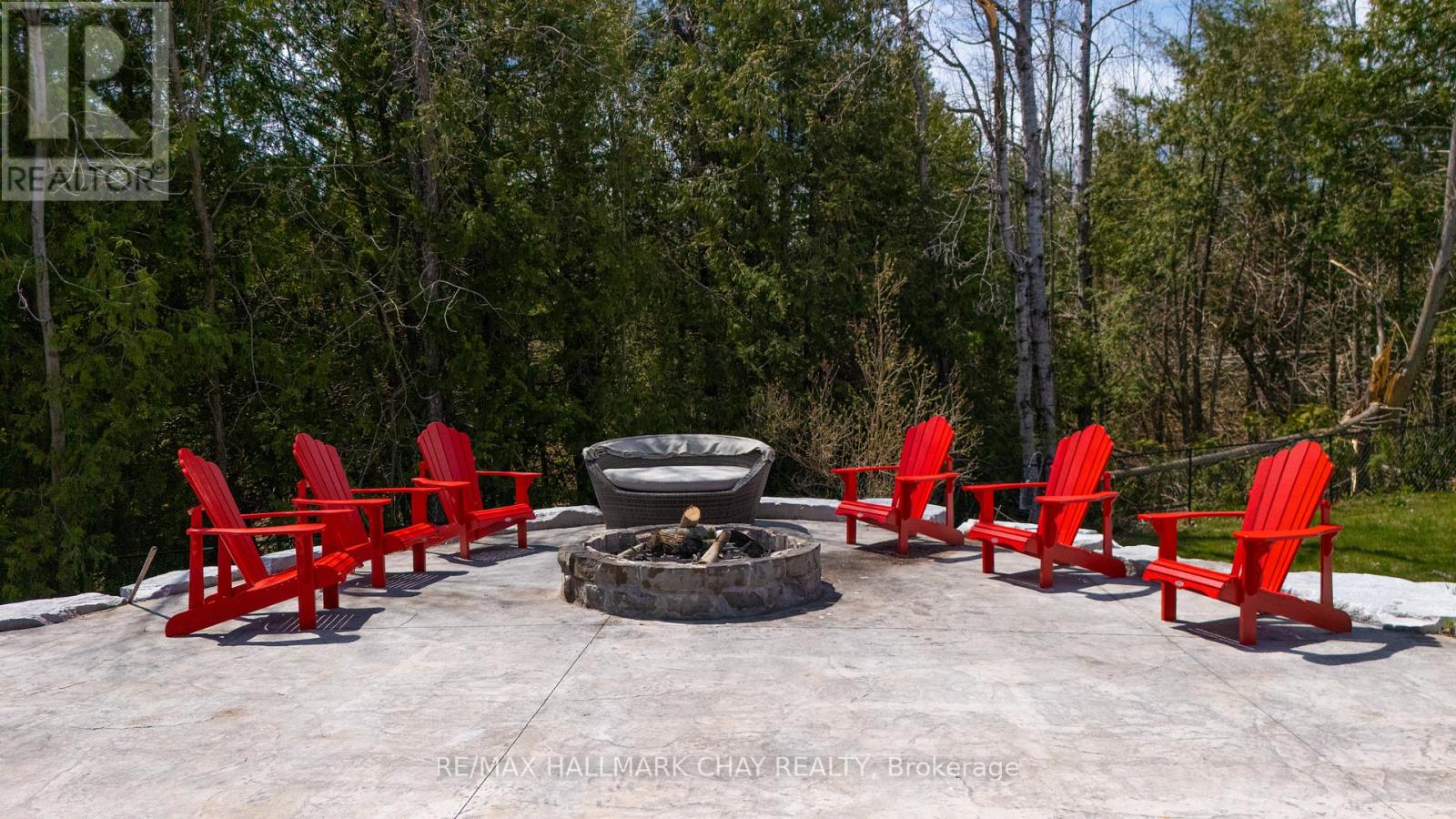 7 Jodies Lane, Springwater, Ontario  L0L 1X1 - Photo 11 - S12354573