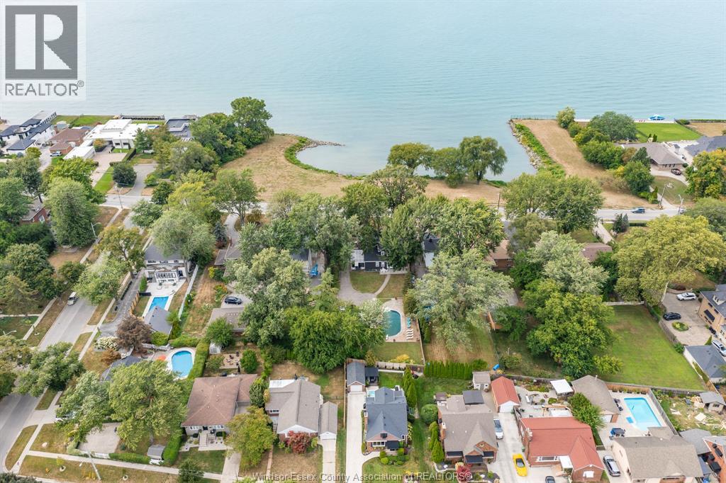 4371 Riverside Drive East, Windsor, Ontario  N8Y 1B7 - Photo 49 - 25021156