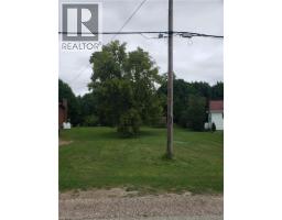 12 MOORE Street, Lion's Head, Ontario