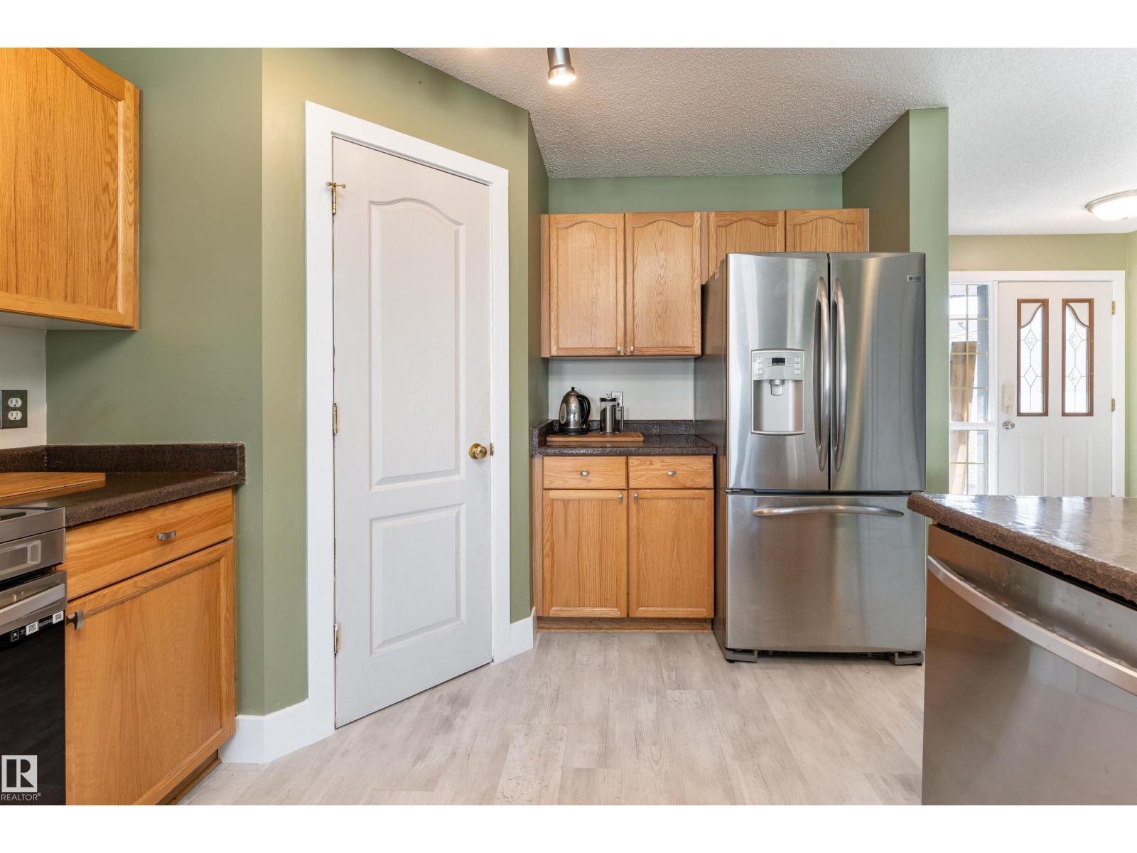 Property at 16108 130 ST NW image 5
