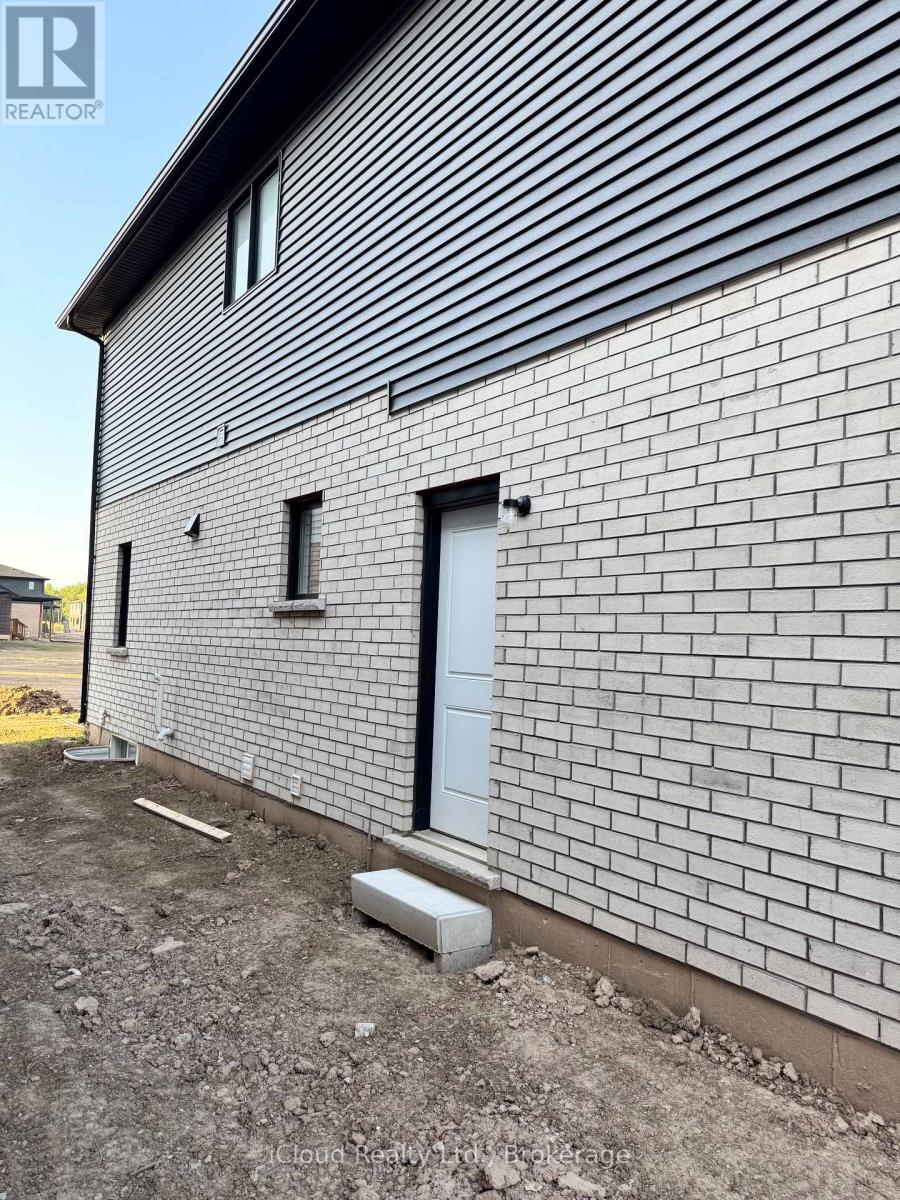 Basement - 766 Bradford Avenue, Fort Erie, Ontario  L2A 0H3 - Photo 2 - X12340927