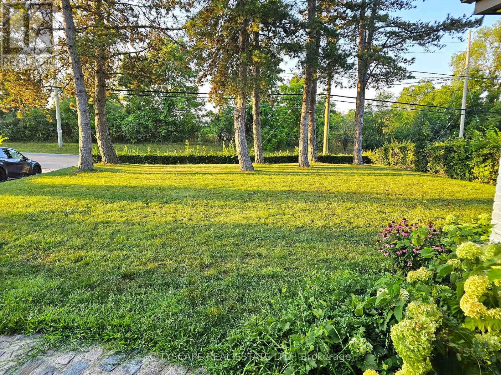 891 Riverside Drive, London North, Ontario  N6H 4N3 - Photo 4 - X12354379