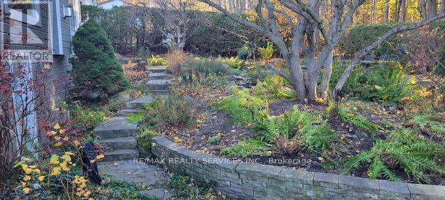 25 Orsi Road, Caledon (Caledon East), Ontario  L7C 1H6 - Photo 46 - W12354593