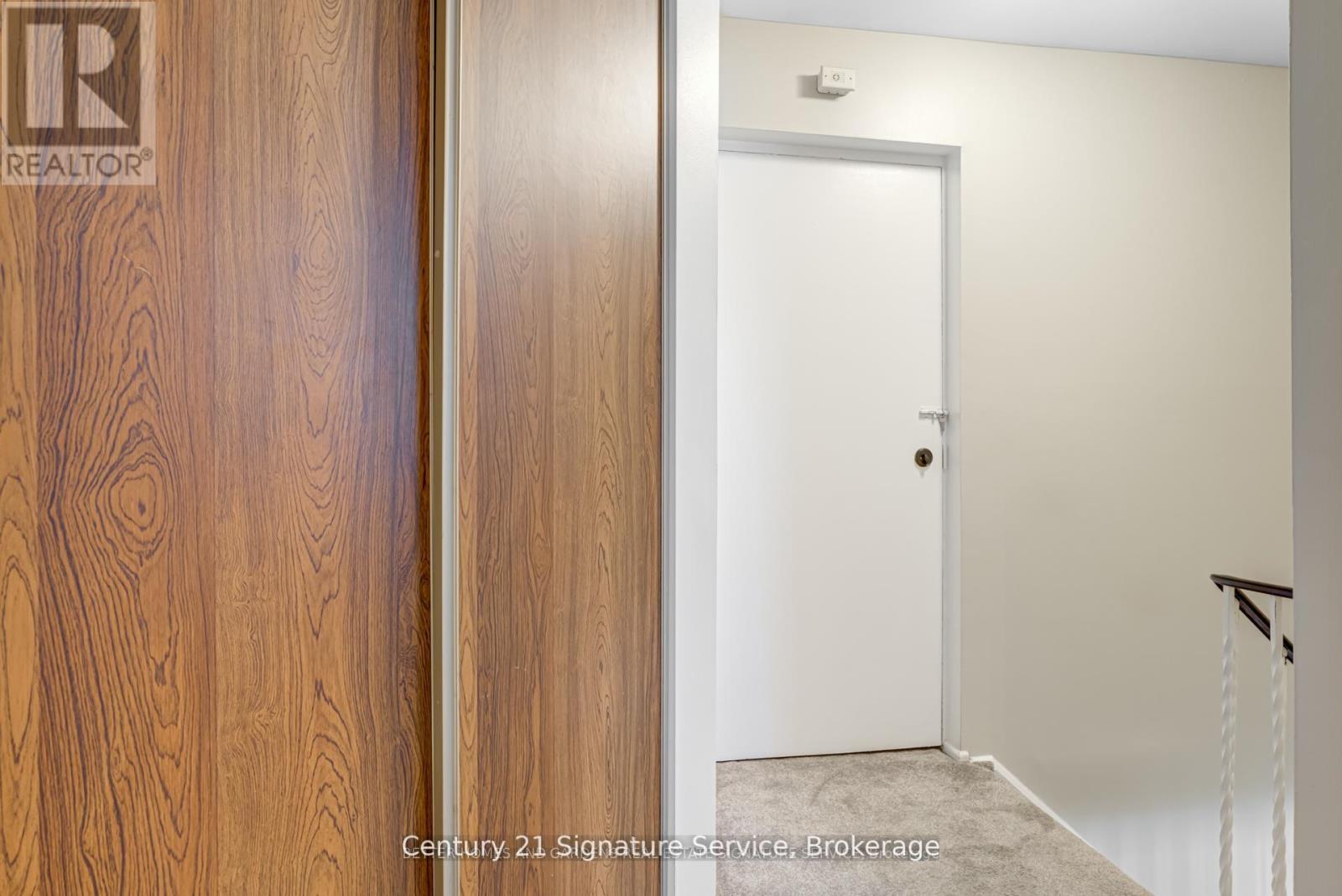 15 - 2001 Bonnymede Drive, Mississauga, Ontario  L5J 4H8 - Photo 13 - W12311127