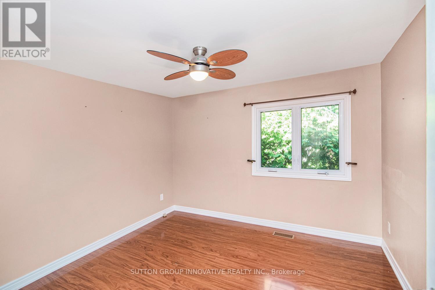 38 Lakeside Drive, Grimsby, Ontario  L3M 2L2 - Photo 26 - X12354499