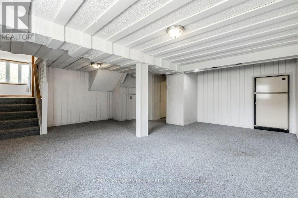 30 Terrace Avenue, Welland, Ontario  L3C 2C4 - Photo 44 - X12354516