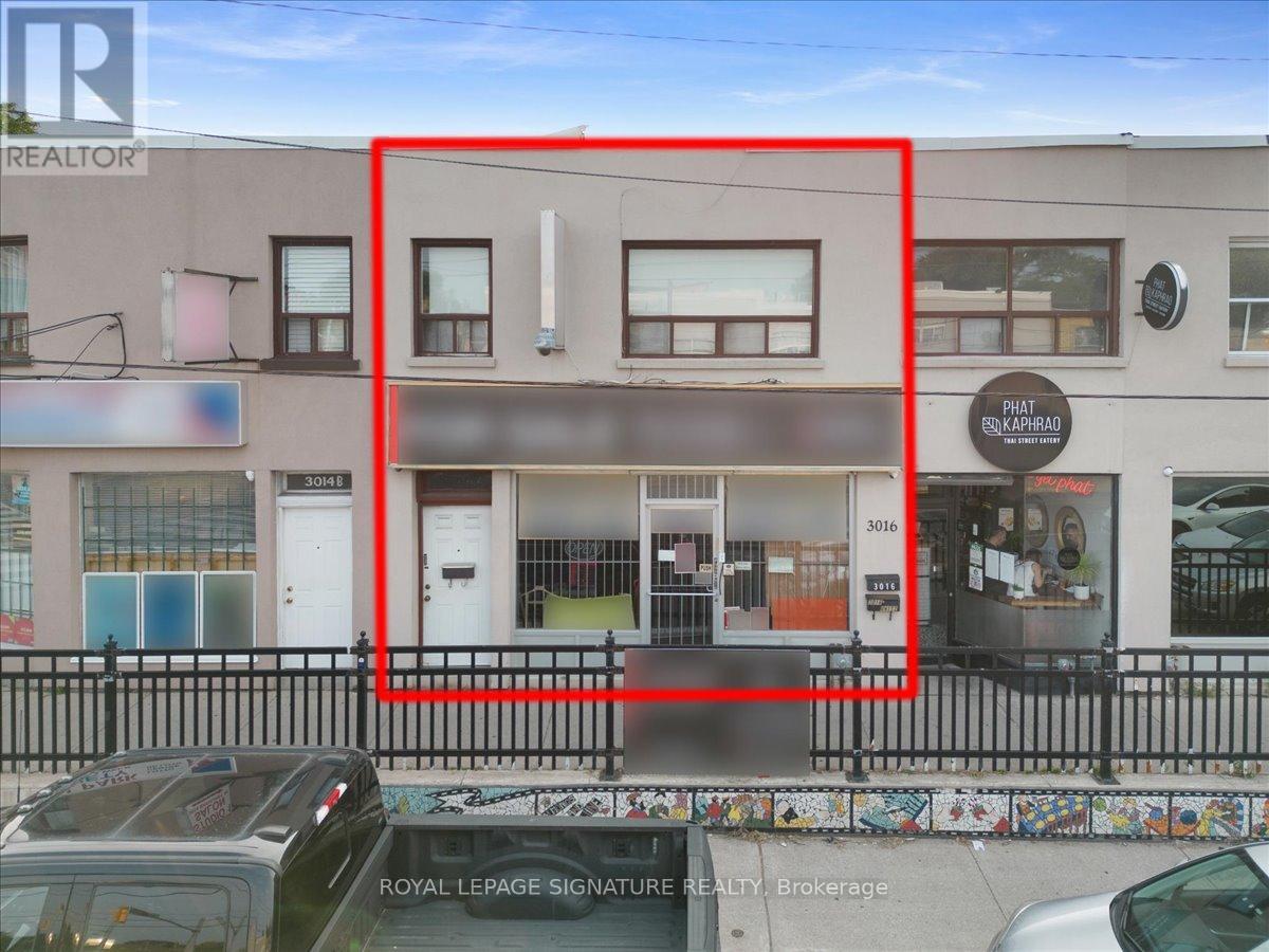 3016 BATHURST STREET, Toronto, Ontario