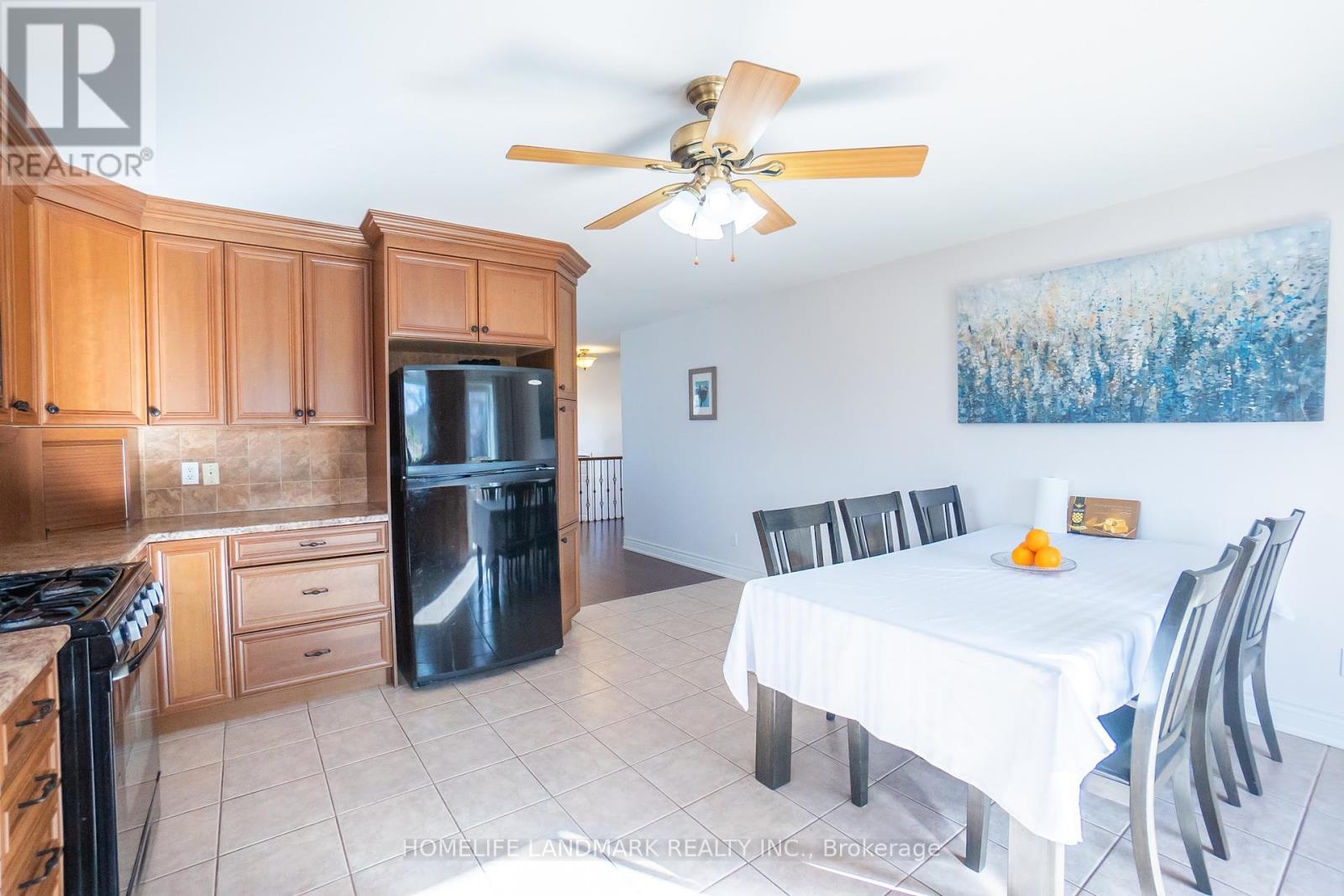 4498 Garden Gate Terrace, Lincoln (Beamsville), Ontario  L0R 1B9 - Photo 10 - X12310492