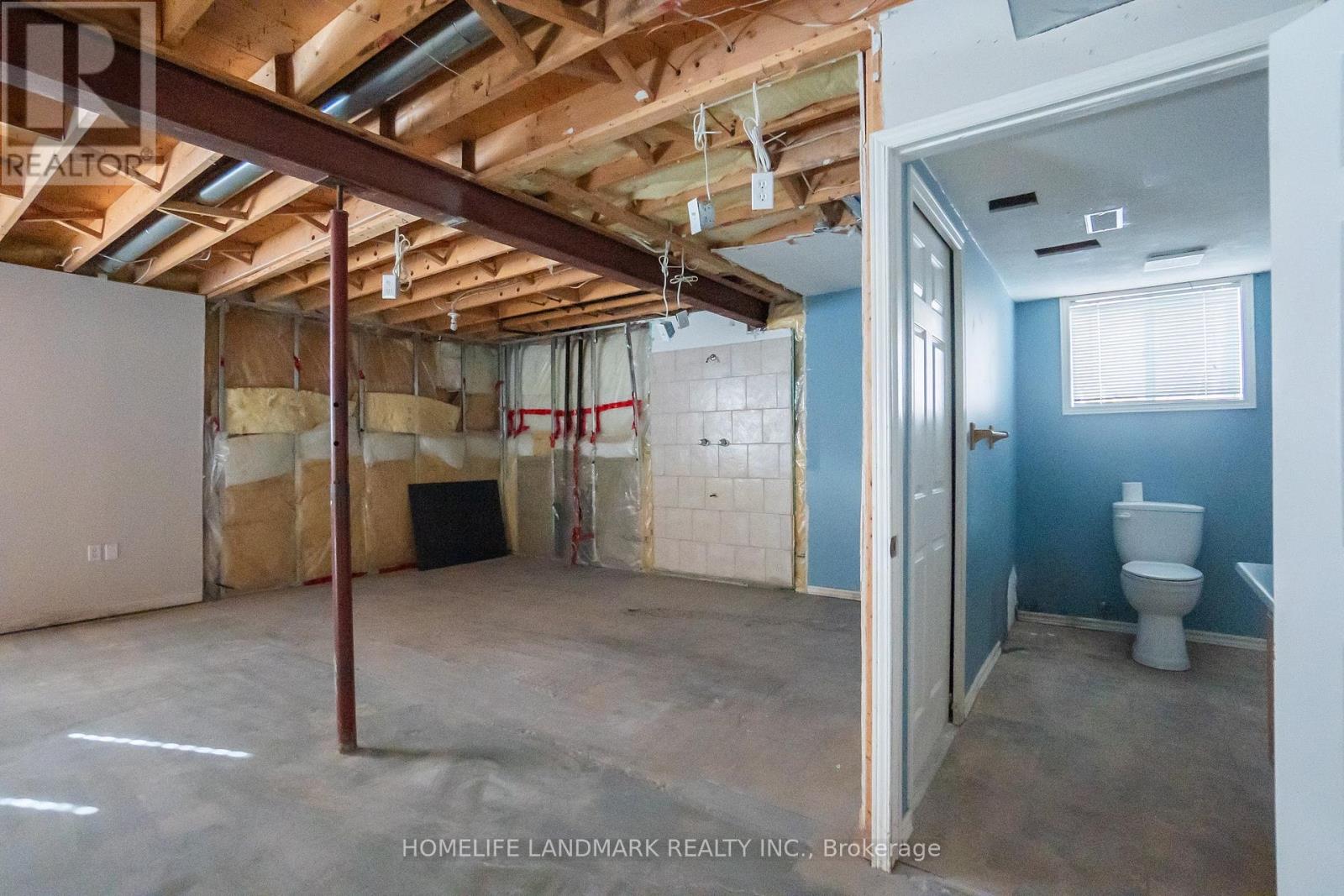 4498 Garden Gate Terrace, Lincoln (Beamsville), Ontario  L0R 1B9 - Photo 20 - X12310492