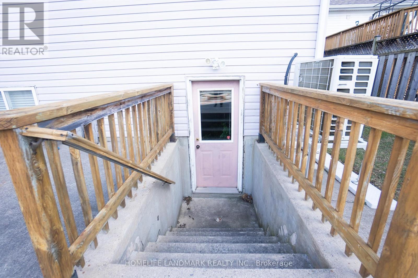 4498 Garden Gate Terrace, Lincoln (Beamsville), Ontario  L0R 1B9 - Photo 21 - X12310492