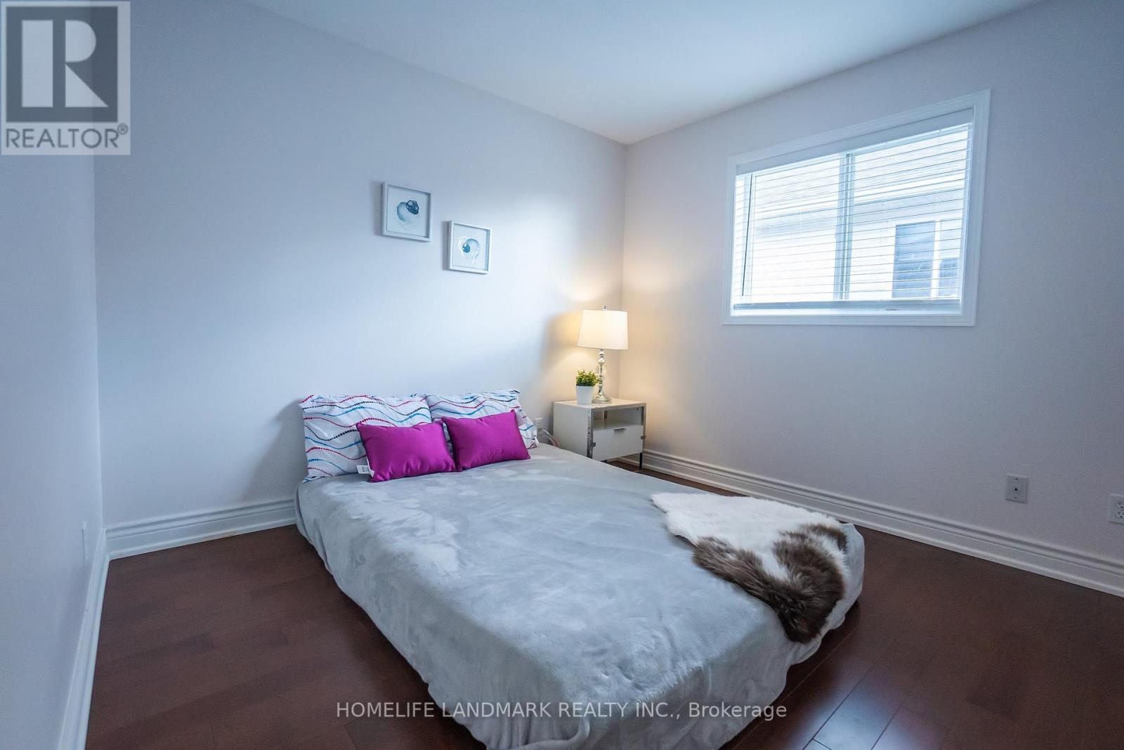 4498 Garden Gate Terrace, Lincoln (Beamsville), Ontario  L0R 1B9 - Photo 15 - X12310492