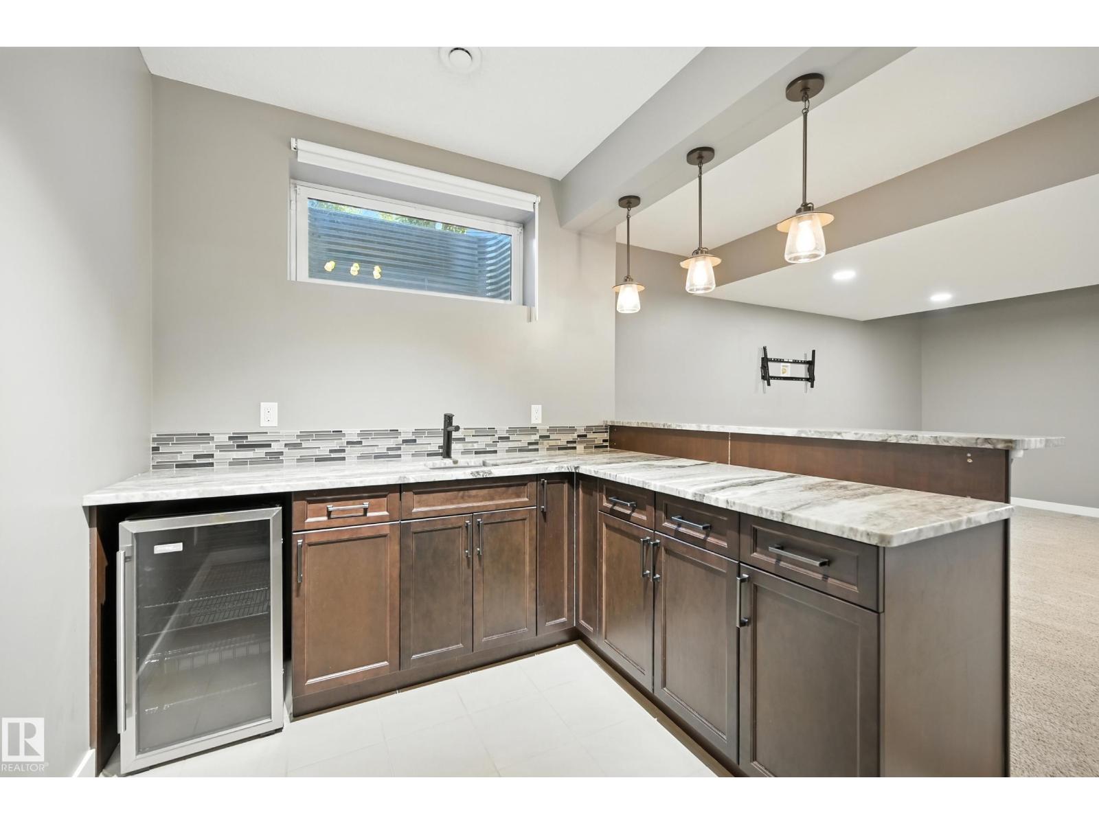 16640 14 Av Sw, Edmonton, Alberta  T6W 3C3 - Photo 37 - E4453809