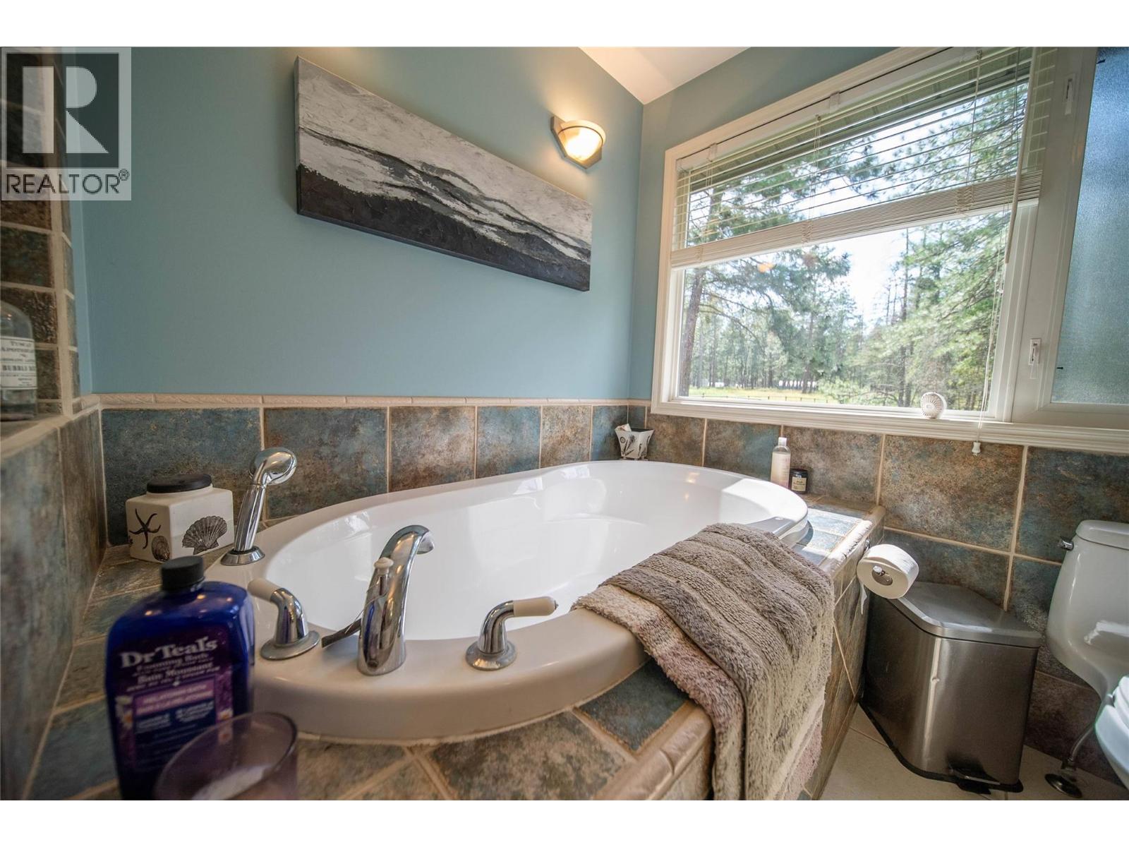 5121 Mission Road, Cranbrook, British Columbia  V1C 7B7 - Photo 16 - 10359820