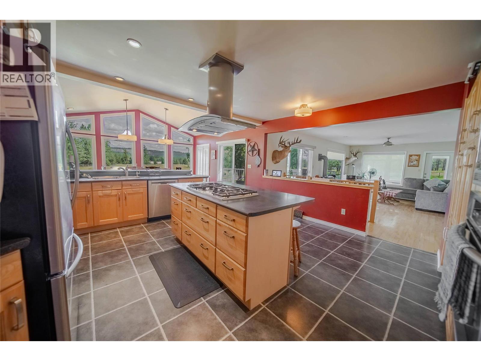 5121 Mission Road, Cranbrook, British Columbia  V1C 7B7 - Photo 6 - 10359820