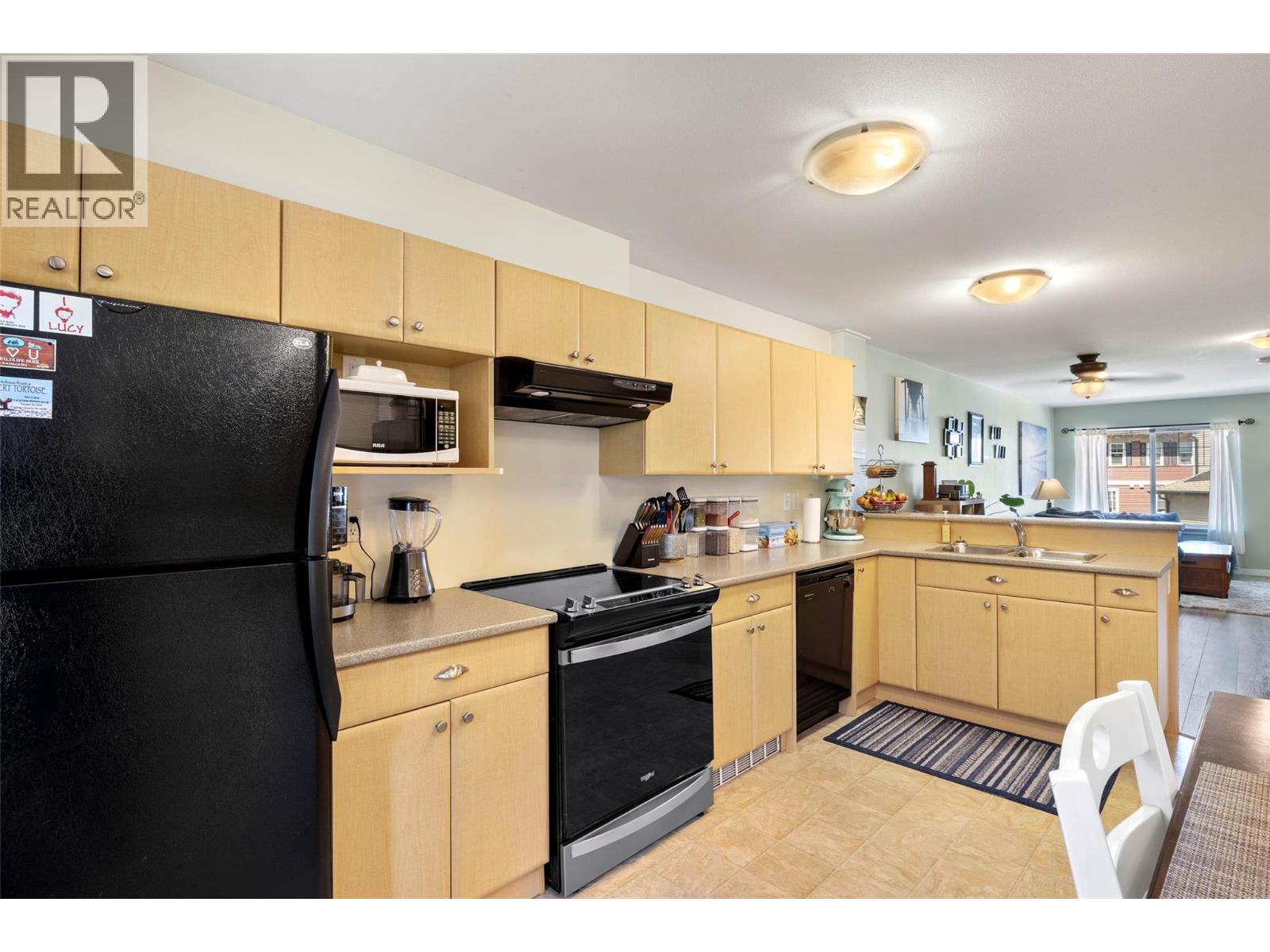 1970 Braeview Place Unit# 8, Kamloops, British Columbia  V1S 0A2 - Photo 4 - 10359874