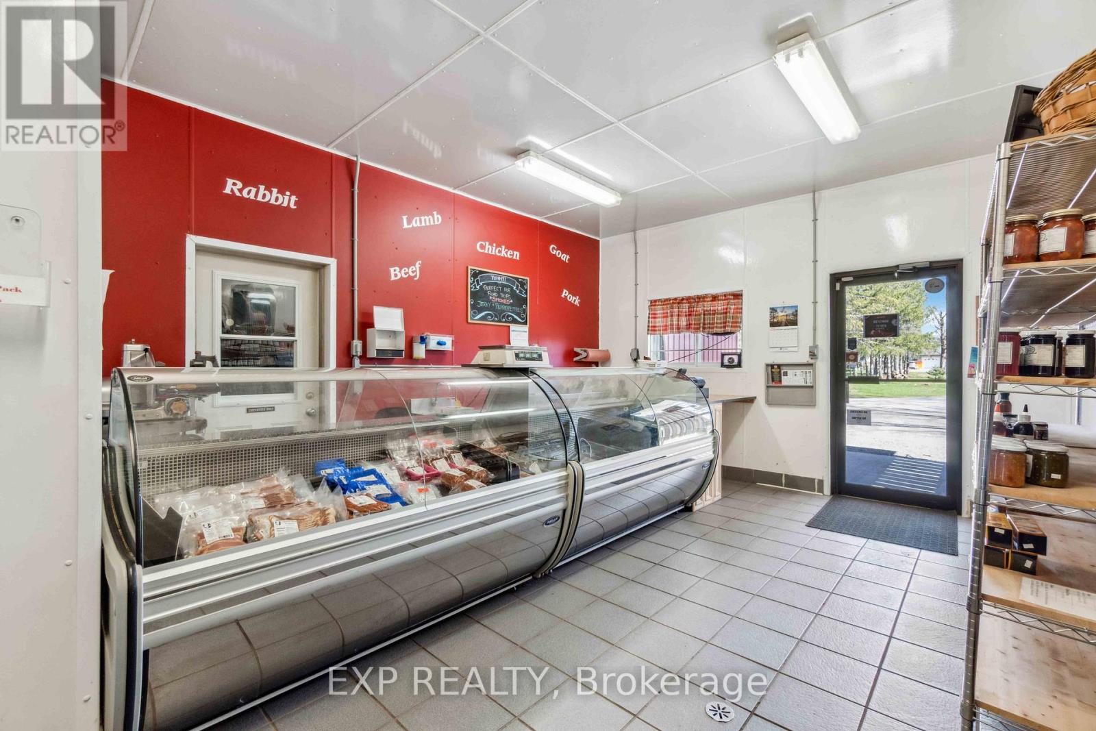 3099 Broadway Street, Brooke-Alvinston, Ontario  N0N 1A0 - Photo 6 - X12354836