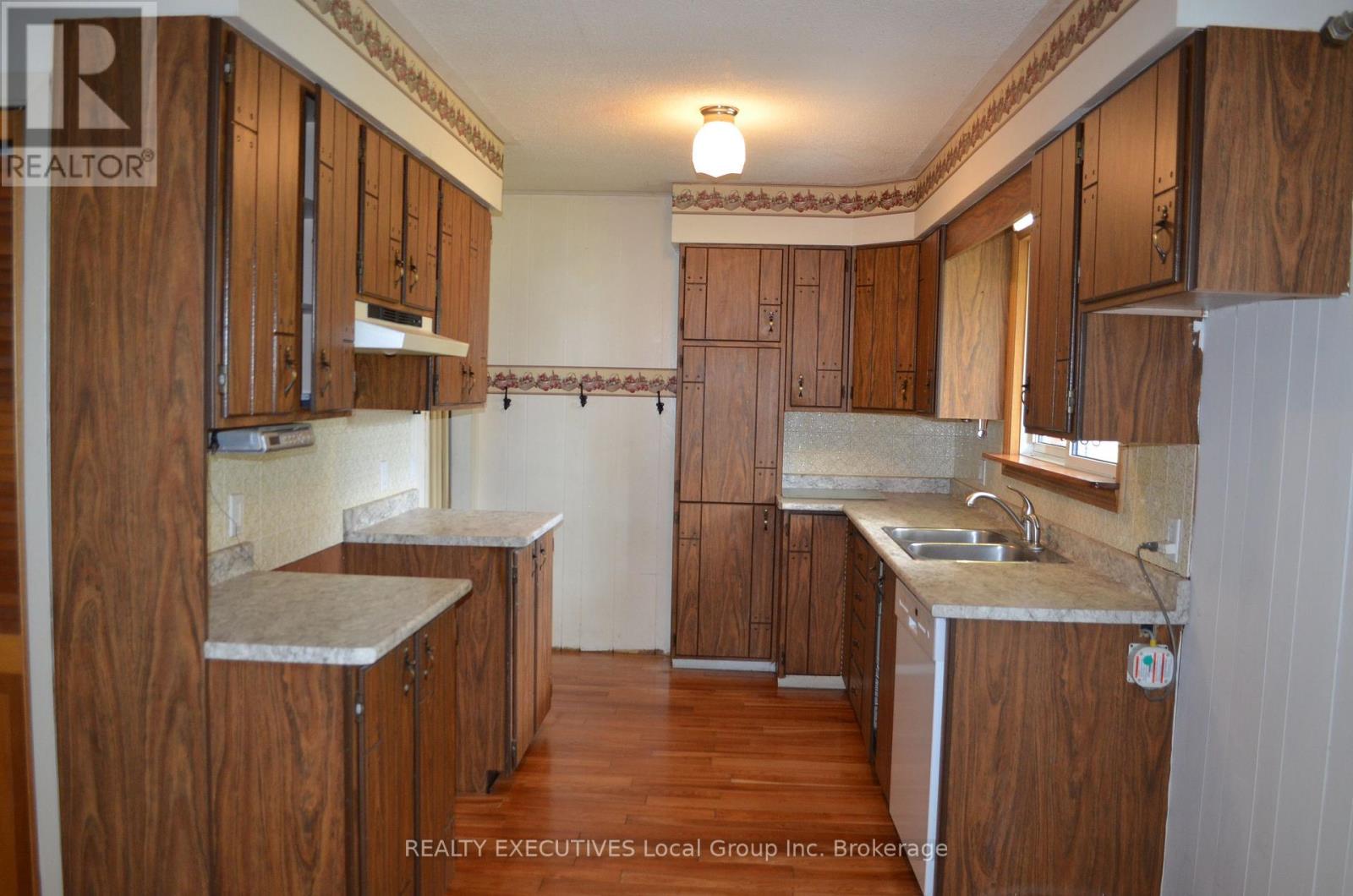 347 Clark Street, Powassan, Ontario  P0H 1Z0 - Photo 14 - X12269878