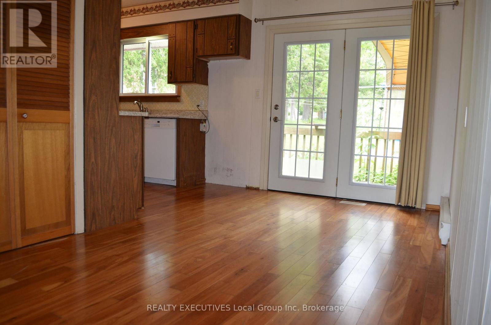 347 Clark Street, Powassan, Ontario  P0H 1Z0 - Photo 18 - X12269878