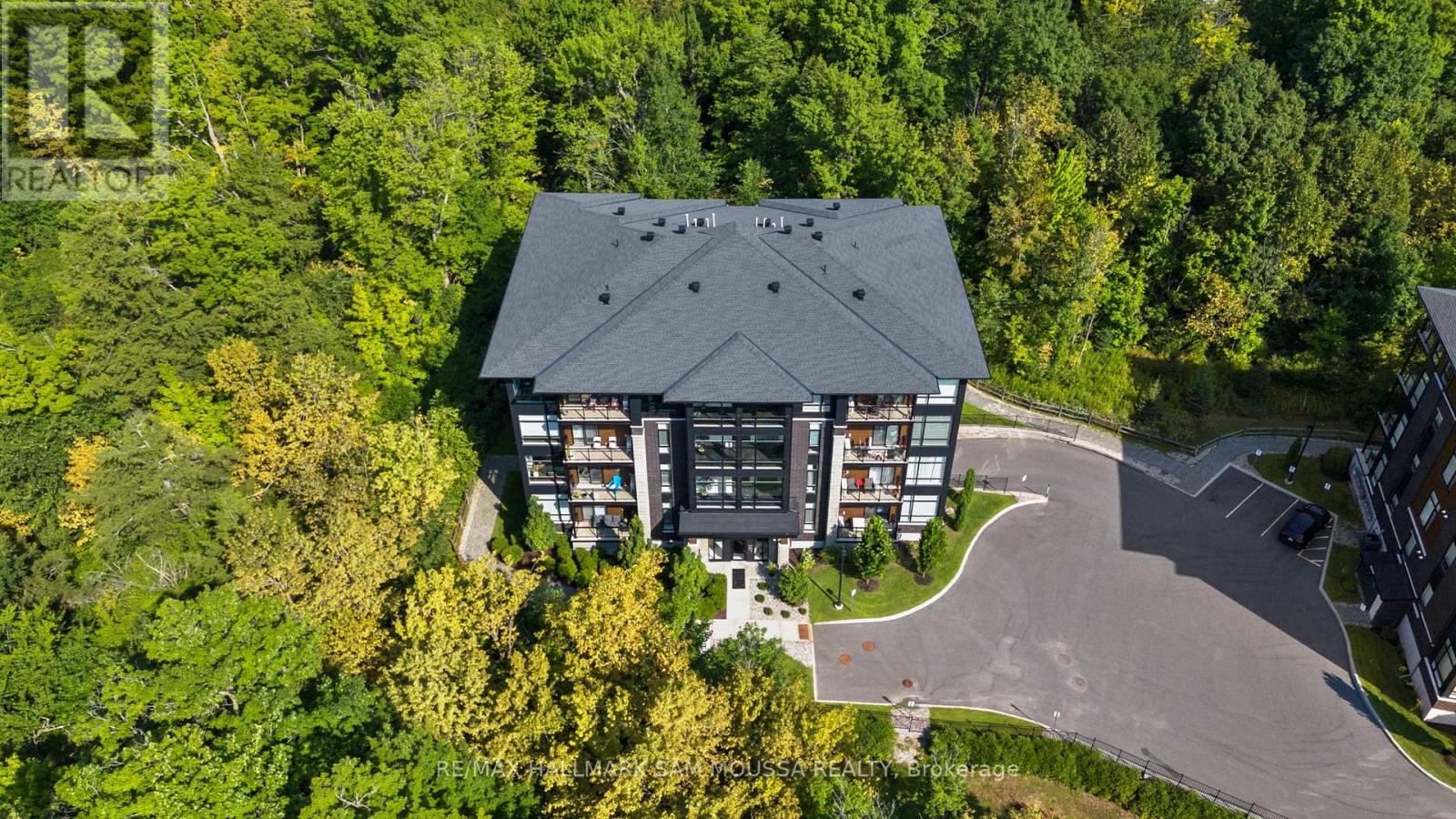 101 - 120 Cortile Private, Ottawa, Ontario  K1V 2S8 - Photo 37 - X12354780