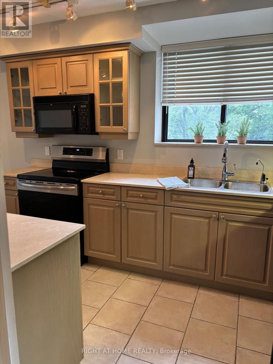 318 - 40 Sylvan Valley Way, Toronto, Ontario  M5M 4M3 - Photo 8 - C12349315