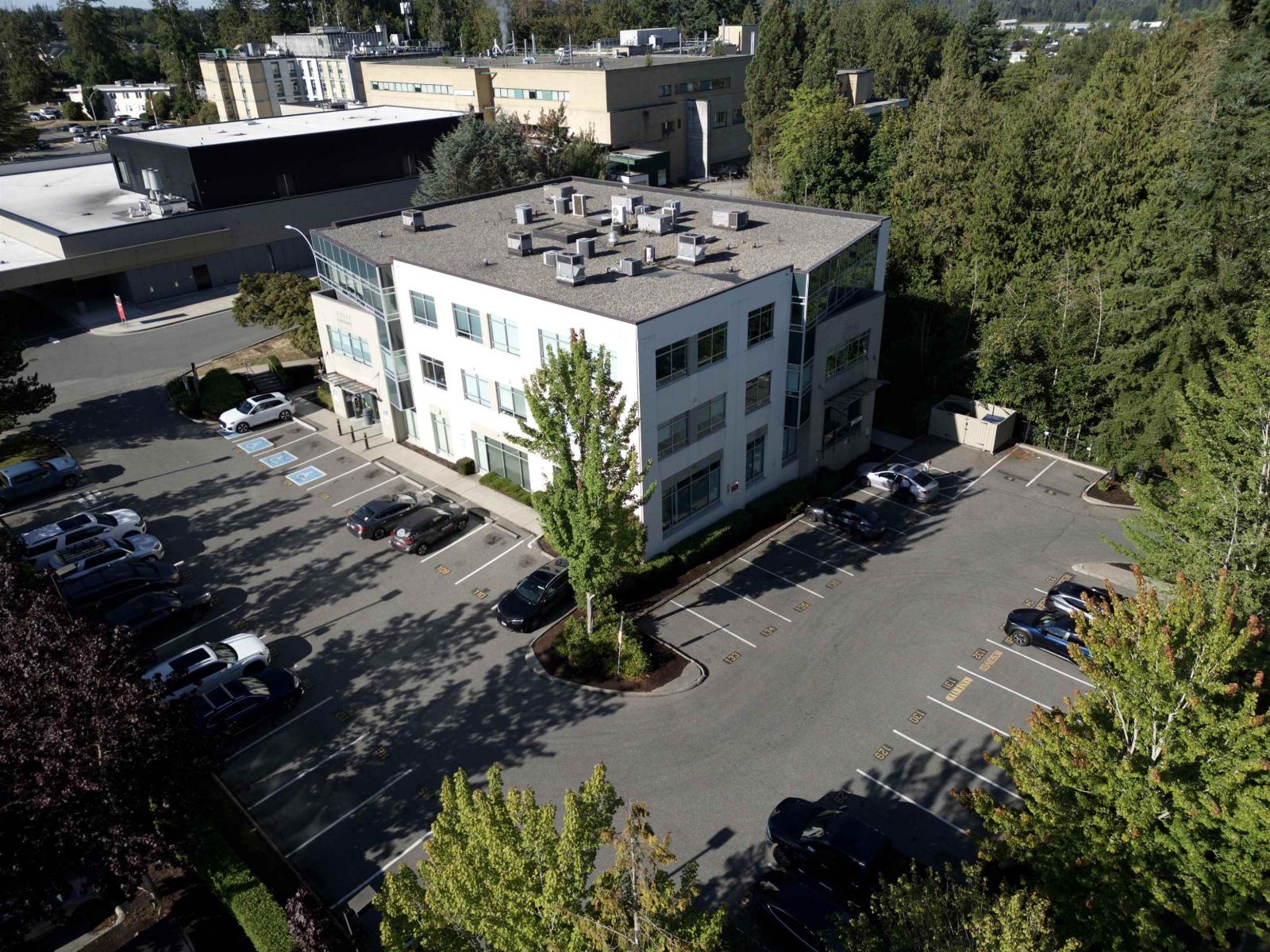 105 22112 52 Avenue, Langley, British Columbia  V2Y 2M6 - Photo 2 - C8071581