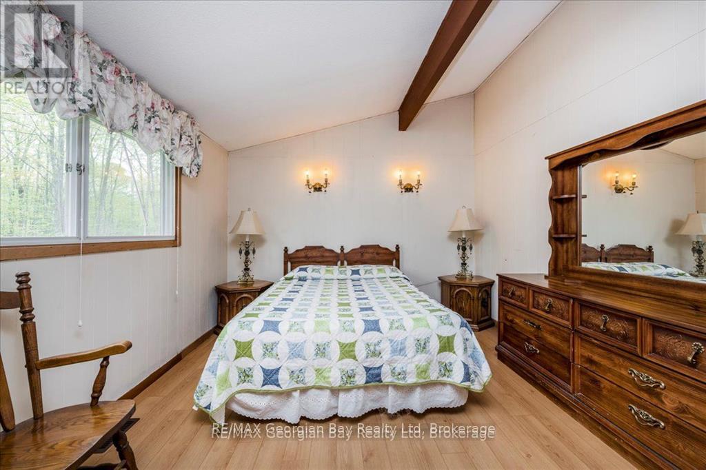 25 Tall Pines Drive W, Tiny, Ontario  L9M 0H4 - Photo 17 - S12354704