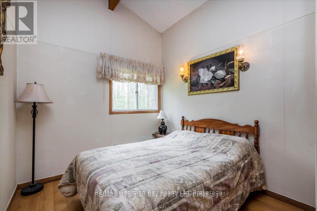 25 Tall Pines Drive W, Tiny, Ontario  L9M 0H4 - Photo 19 - S12354704