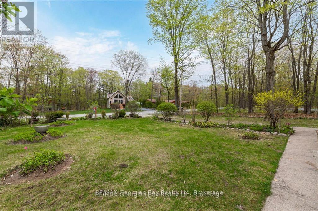 25 Tall Pines Drive W, Tiny, Ontario  L9M 0H4 - Photo 35 - S12354704