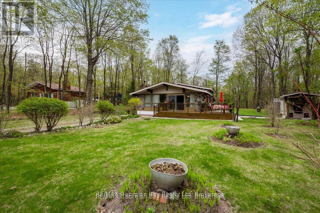 25 Tall Pines Drive W, Tiny, Ontario  L9M 0H4 - Photo 4 - S12354704