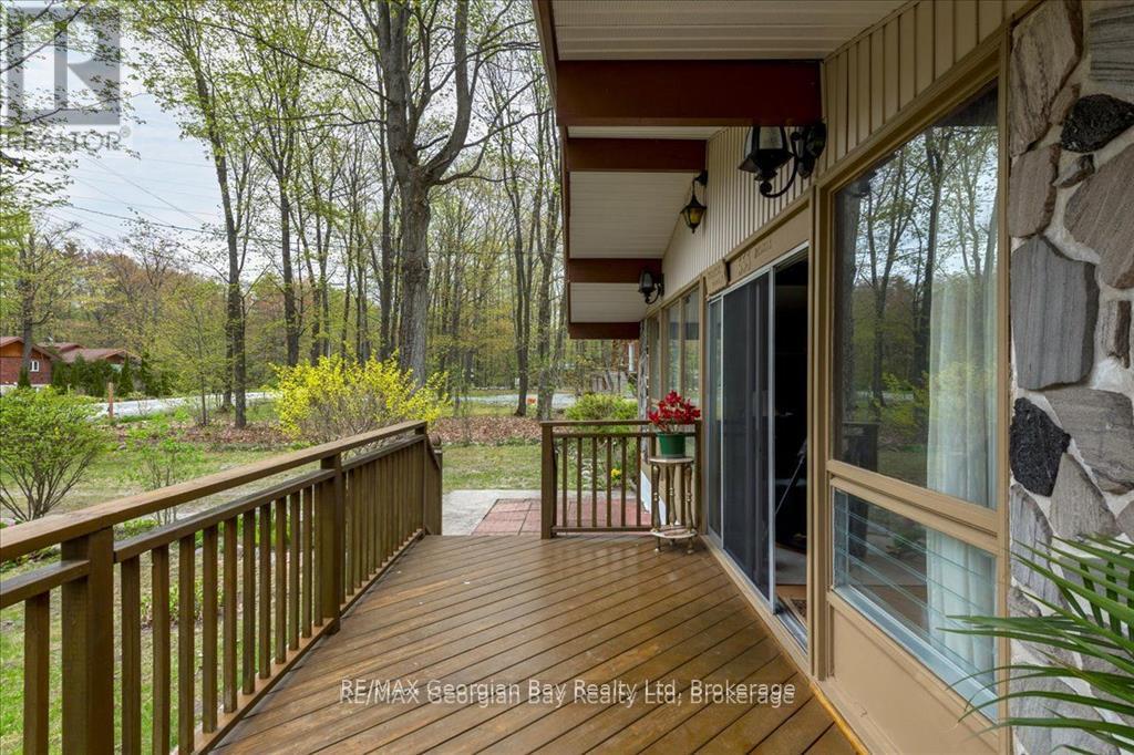 25 Tall Pines Drive W, Tiny, Ontario  L9M 0H4 - Photo 7 - S12354704