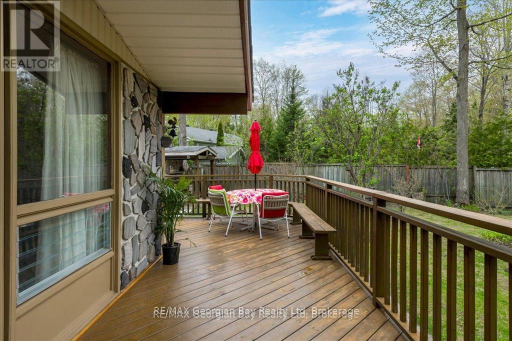 25 Tall Pines Drive W, Tiny, Ontario  L9M 0H4 - Photo 8 - S12354704