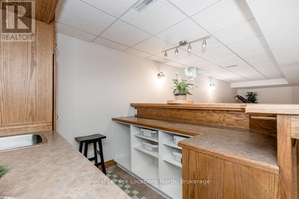 10 Barwick Drive, Barrie, Ontario  L4N 6Z7 - Photo 34 - S12354855