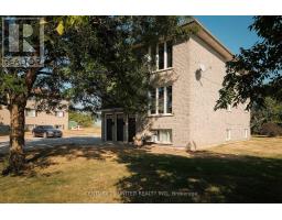 538 CRYSTAL DRIVE, Peterborough South, Ontario