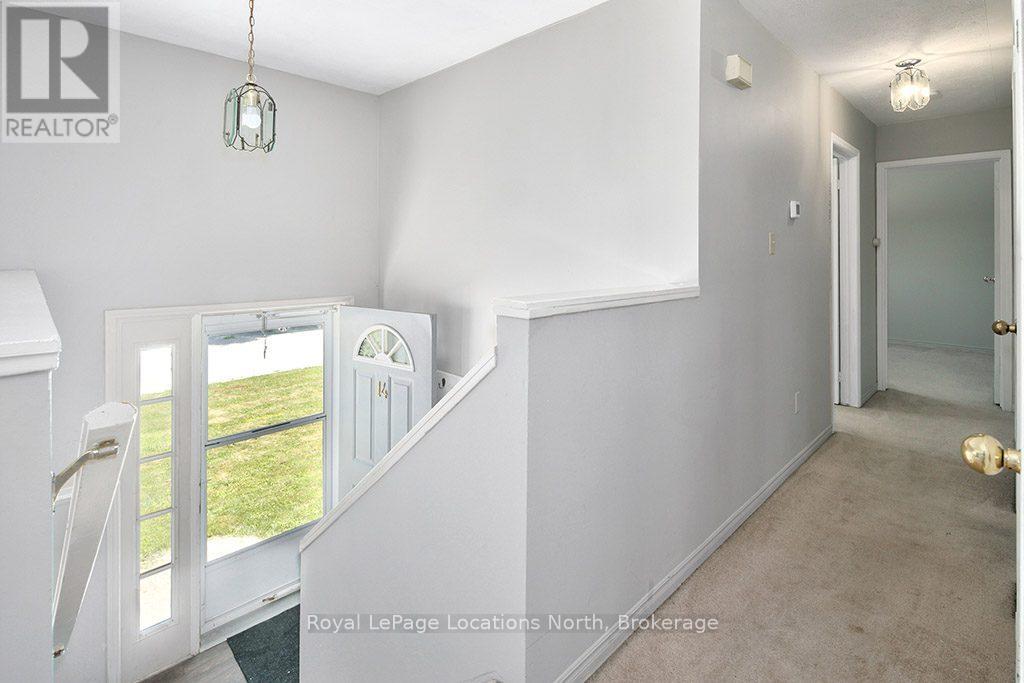 14 Birchwood Court, Meaford, Ontario  N4L 1T8 - Photo 13 - X12354735