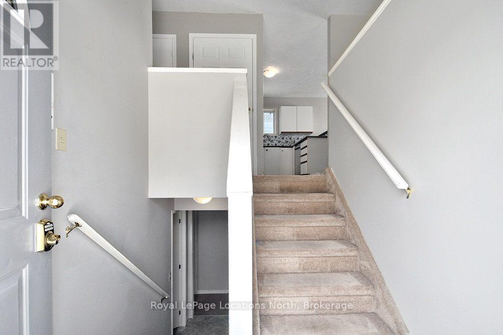 14 Birchwood Court, Meaford, Ontario  N4L 1T8 - Photo 14 - X12354735