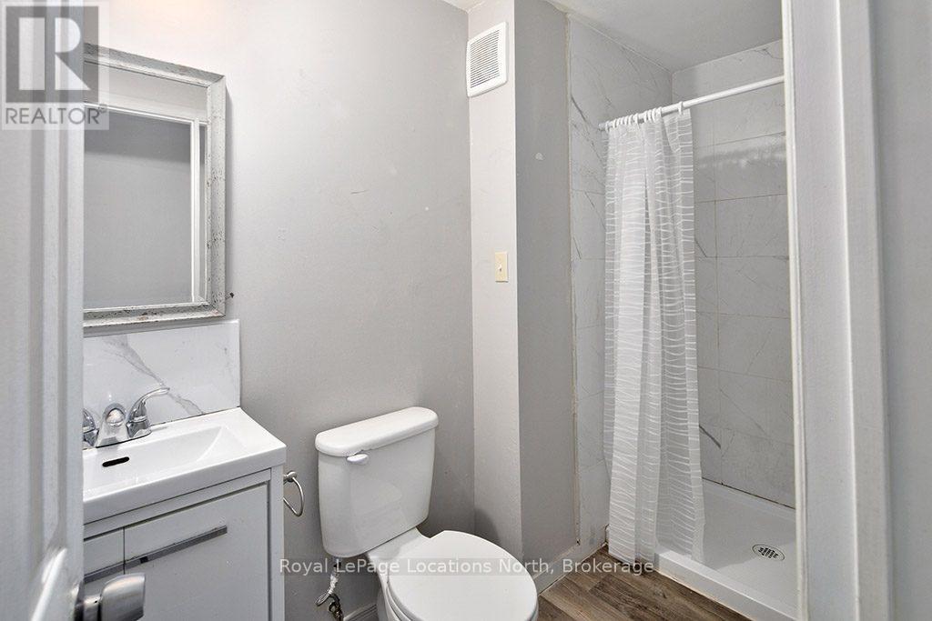14 Birchwood Court, Meaford, Ontario  N4L 1T8 - Photo 19 - X12354735