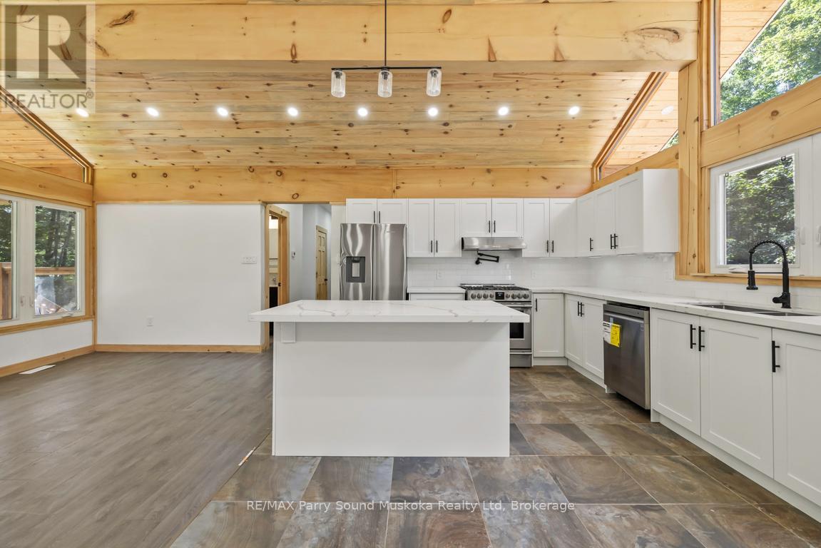 15 Rankin Lake Road, Seguin, Ontario  P2A 0B2 - Photo 13 - X12354764