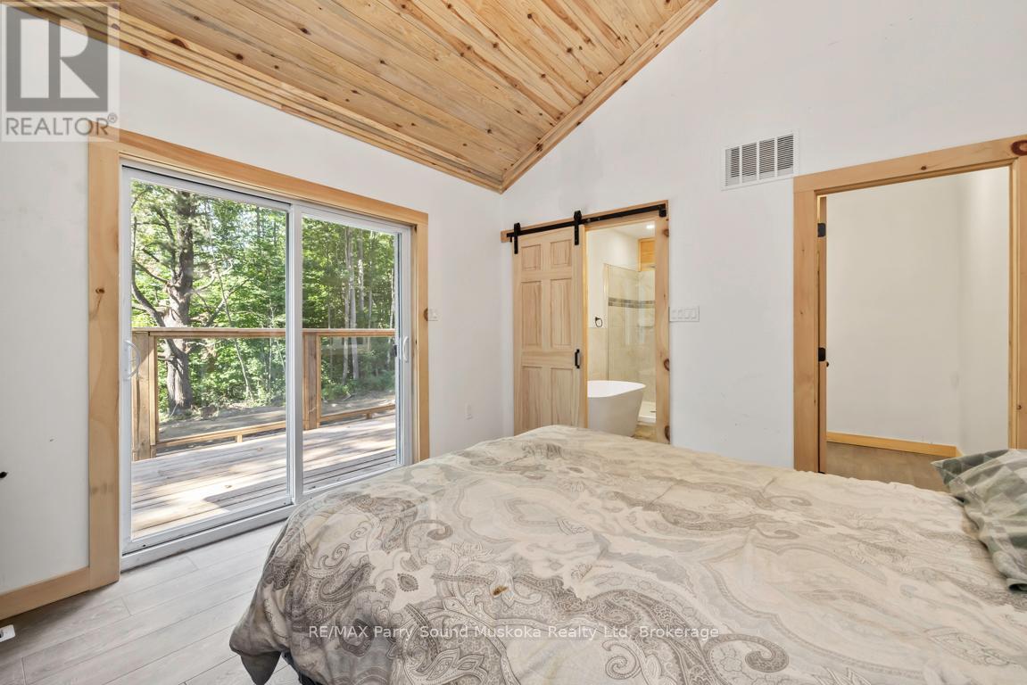 15 Rankin Lake Road, Seguin, Ontario  P2A 0B2 - Photo 17 - X12354764