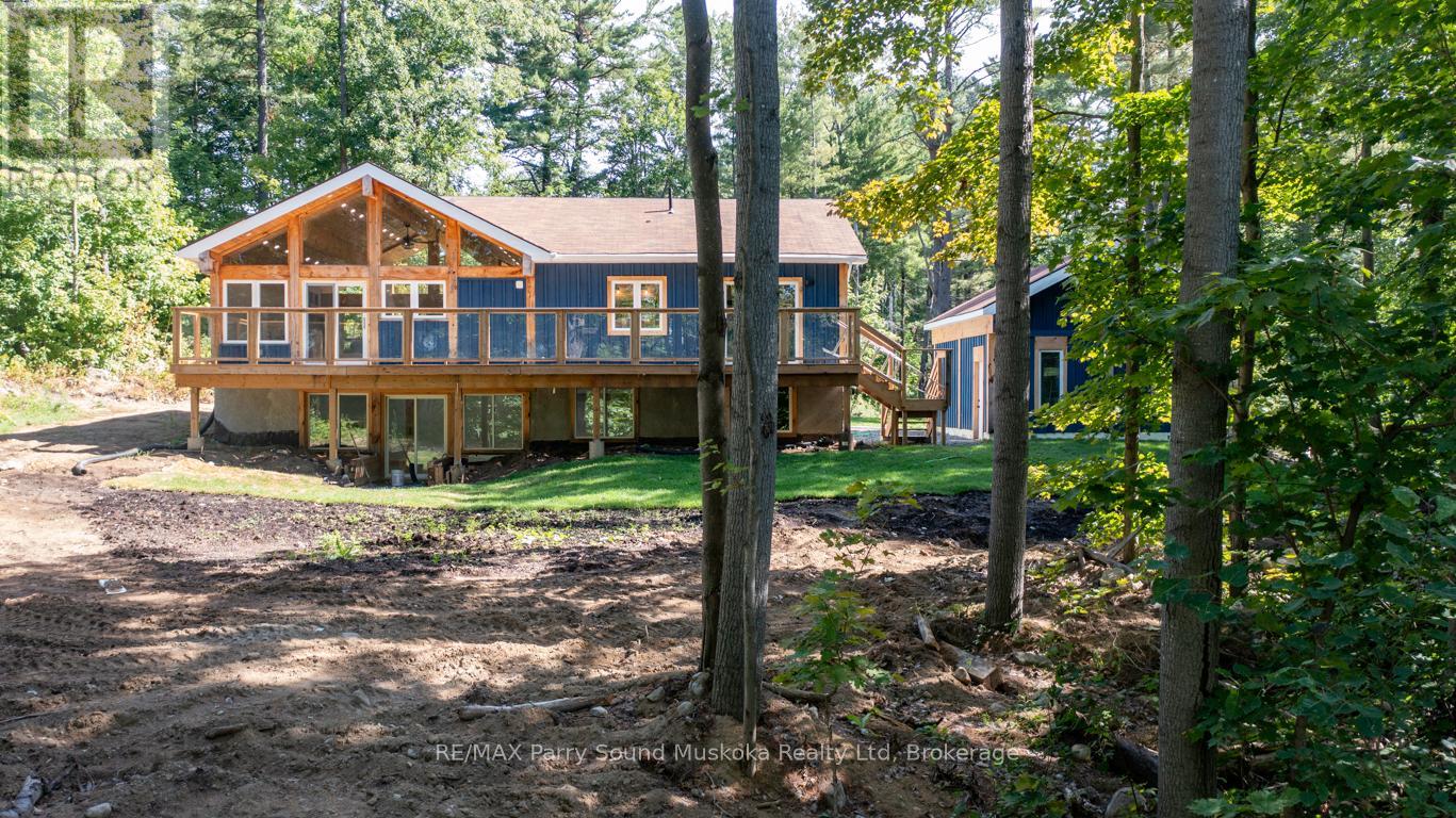 15 Rankin Lake Road, Seguin, Ontario  P2A 0B2 - Photo 2 - X12354764