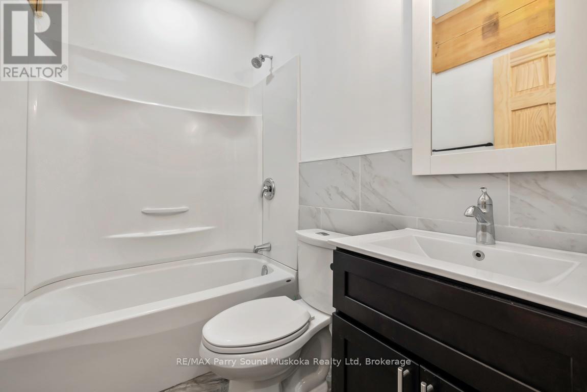 15 Rankin Lake Road, Seguin, Ontario  P2A 0B2 - Photo 22 - X12354764