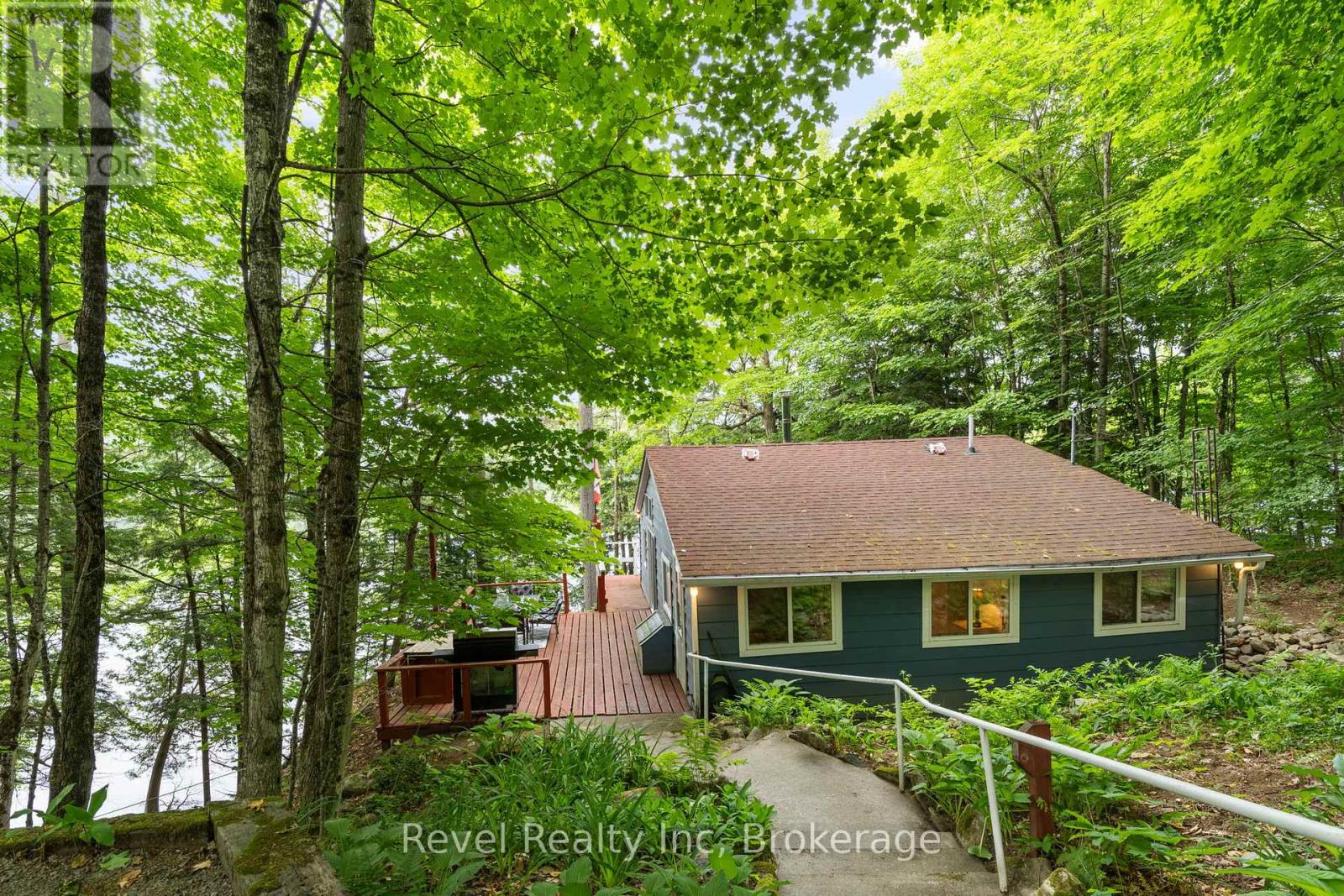 1096 Cowan Park Road, Muskoka Lakes, Ontario  P0B 1M0 - Photo 15 - X12354789