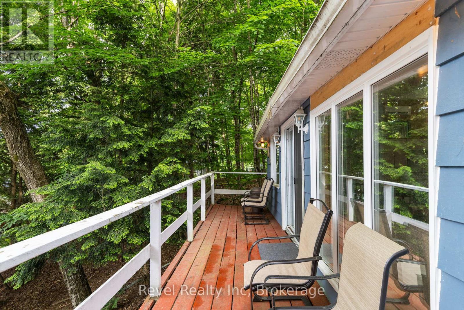 1096 Cowan Park Road, Muskoka Lakes, Ontario  P0B 1M0 - Photo 19 - X12354789