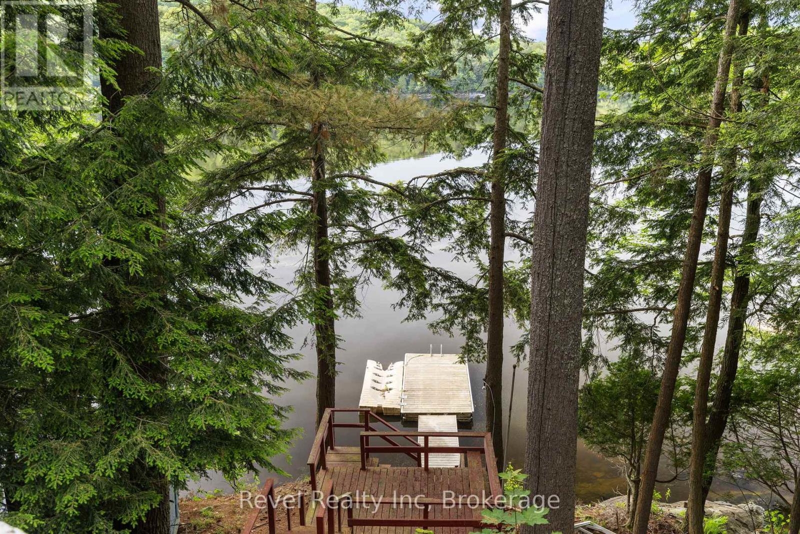 1096 Cowan Park Road, Muskoka Lakes, Ontario  P0B 1M0 - Photo 21 - X12354789